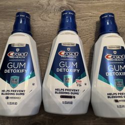 Brand New Crest Mouthwash (3) For ($15)(Cash Only)(price Is Firm) 