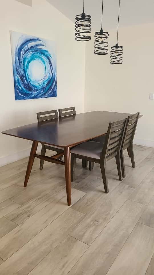 1 Dining Table And 4 Chairs