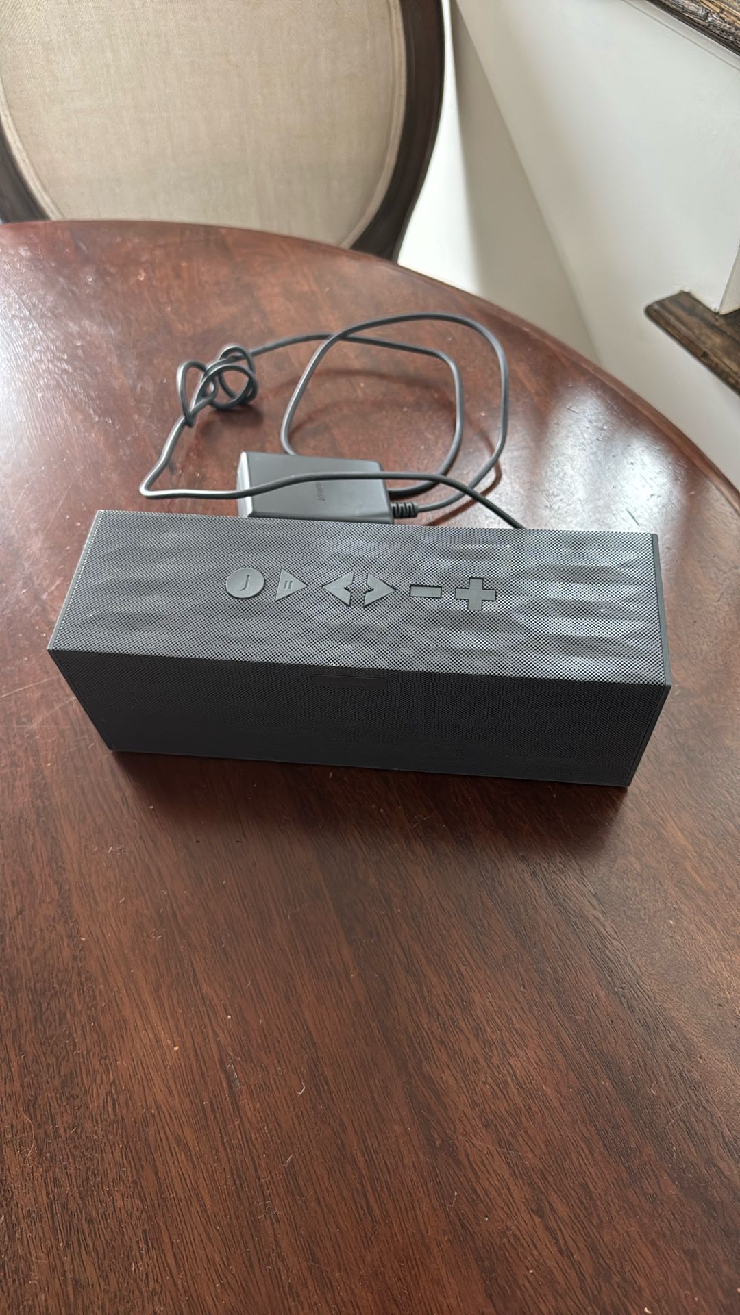 Jawbone Bluetooth Speaker
