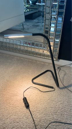 Desk lamp