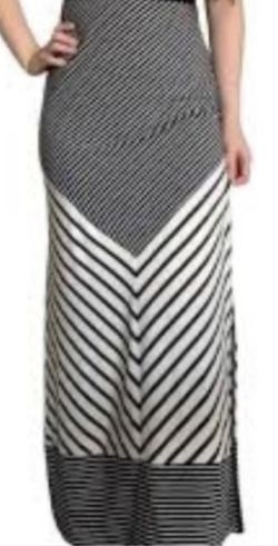 Skirt - The Limited - Size XL