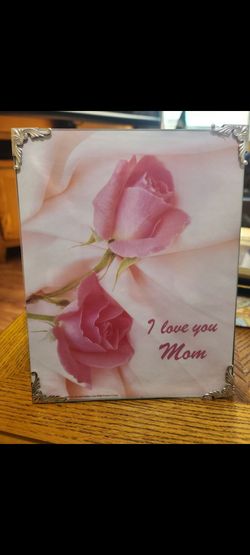 'I love you Mom' plaque