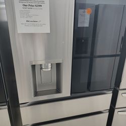 $2399(MSRP$4299, Save $1900) LG SMART MyColor French 4 Door In Stainless Steel With InstaView Door and Craft Ice 