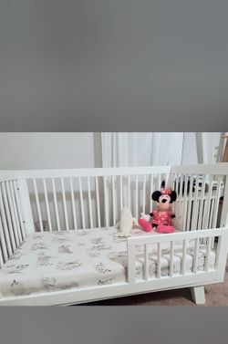 Babyletto convertible crib