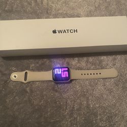 Apple Watch SE 