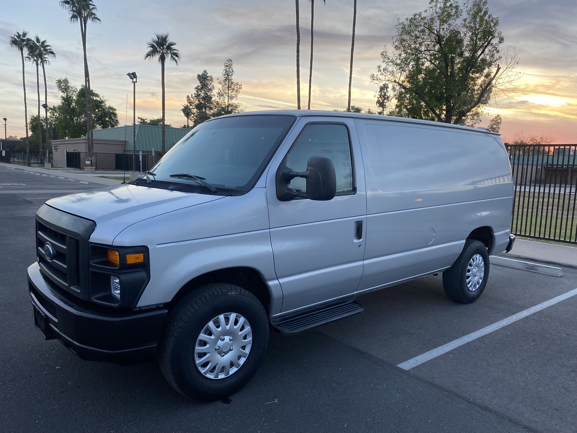 2009 Ford E-350