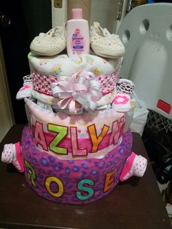 Diaper cakes
