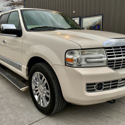 2008 Lincoln Navigator L FULL SIZE SUV‼️