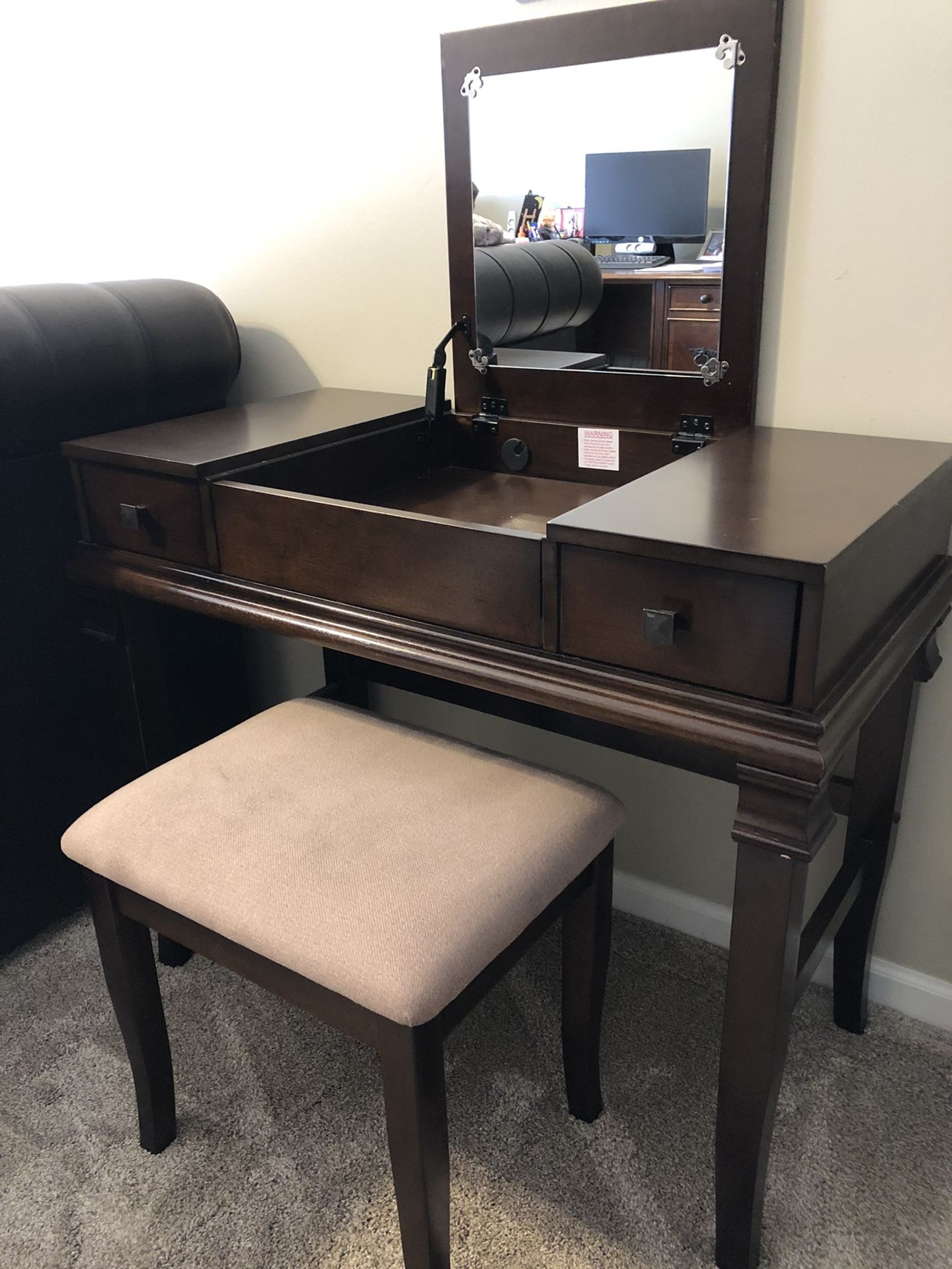 Wood Vanity desk brown with seat bench dressing table