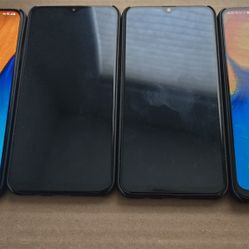 4x Samsung Galaxy a20 android phones