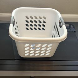 Sterilite 1.5 Bushel Square Plastic Laundry Basket with 2 Comfort Grip Handles, White