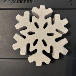 Small Winter Decorations