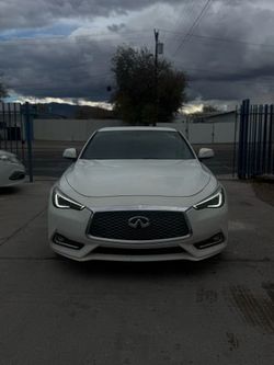 2017 INFINITI Q60