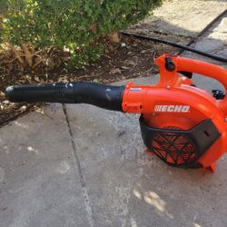 ECHO
170 MPH 453 CFM 25.4 cc Gas 2-Stroke Handheld Leaf Blower