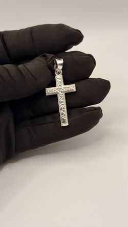 Silver Cross Pendant with Engraved Detail