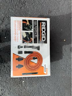 Rigid vacuum car detail attachments