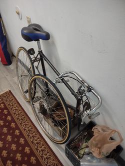 Releigh Vintage Road Bicycle