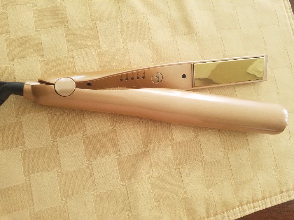 Iron Pro All-In-One Styling Tool