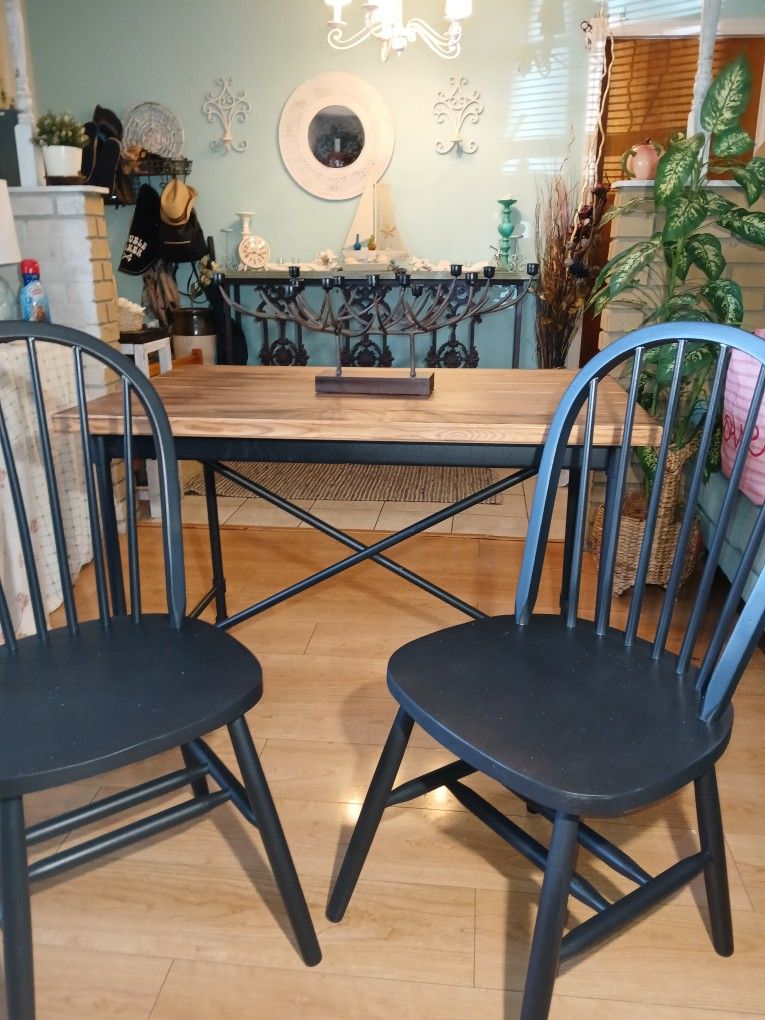 Gothic Country Style Cafe Table And Two Chairs