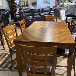 Beautiful Counter High Table Set 