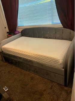 Twin XL Day Bed