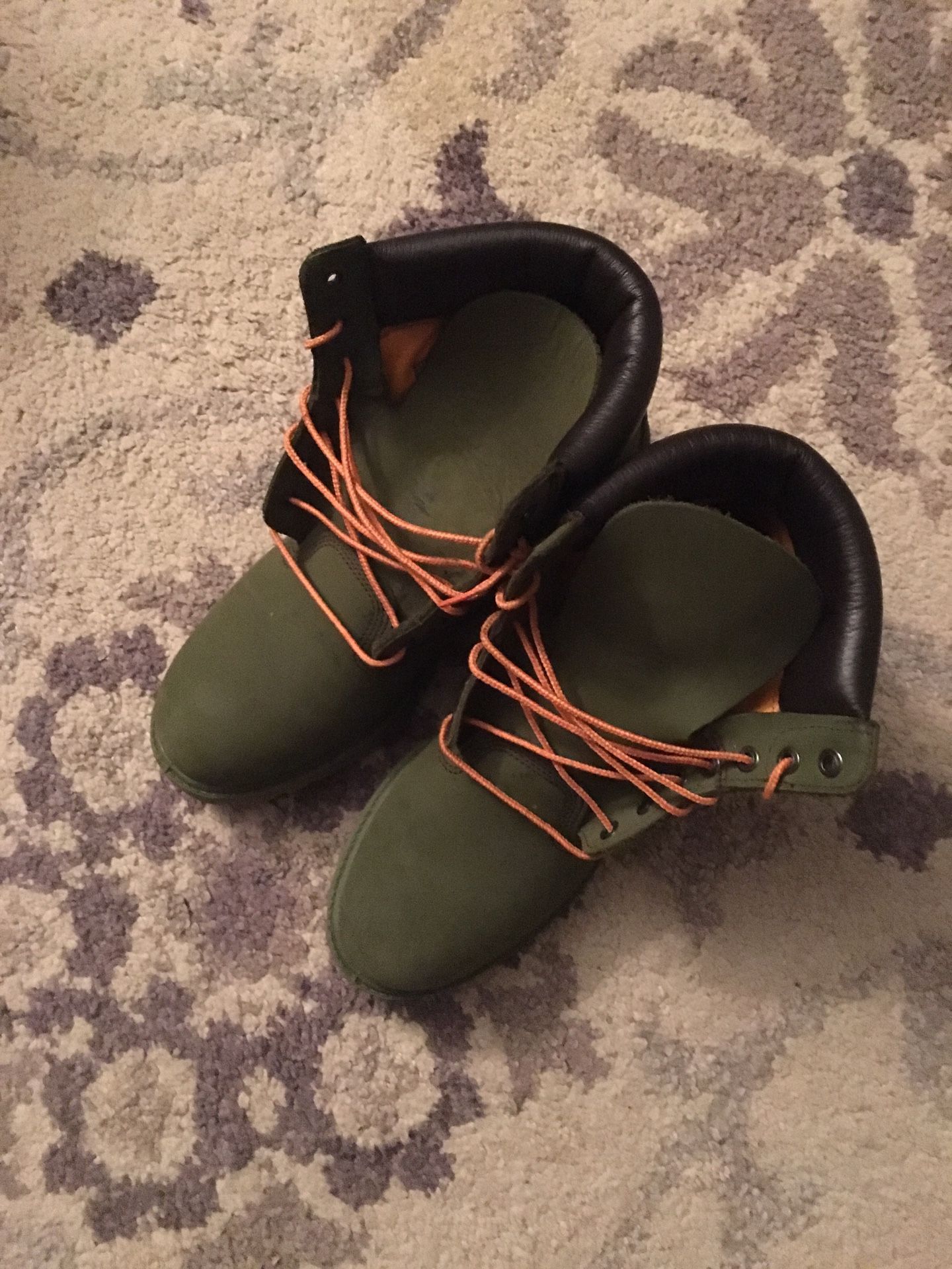 Timberlands Size 9, 8/10 condition