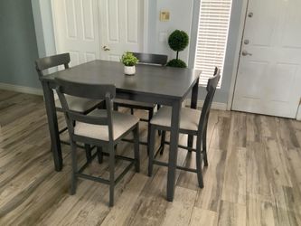 Kitchen table