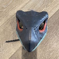 Jurassic World Dominion Therizinosaurus Dinosaur Dino Mask Rare HTF Model #GWY33