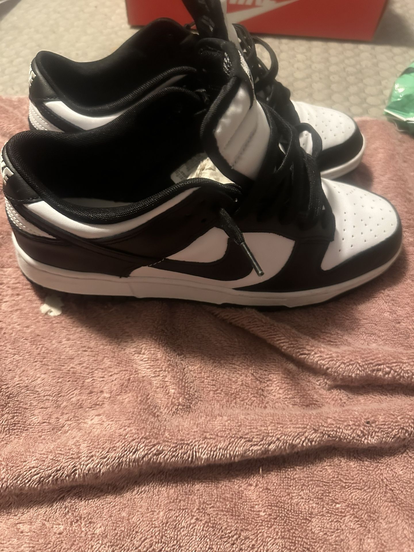 Nike Dunk Pandas