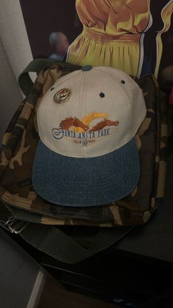 Vintage hat With Old Pin