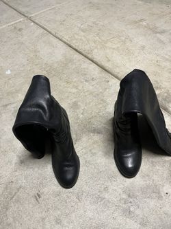 Boots 7.5m Black