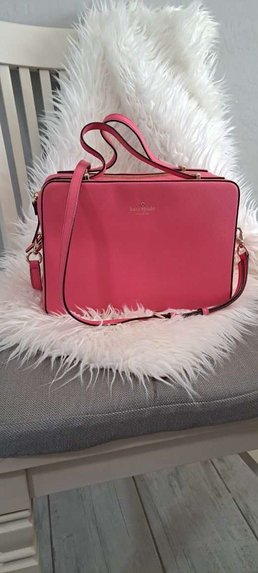 Beautiful Kate Spade Purse
