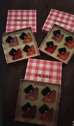 Prada Paradoxe Perfume Gift Set – 4 × 30 mL Bottles