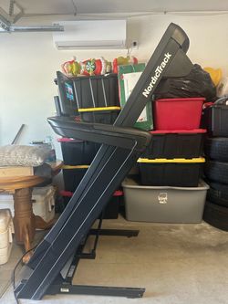 Nordic Commercial 1250 Treadmill