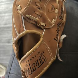 Baseball Glove 