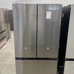 Samsung Bespoke French Door Refrigerator In Stainless With Beverage Center 
