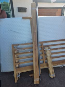 Full size bed