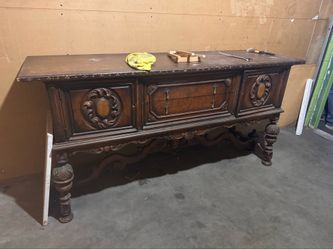 Hutch/Hallway table