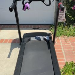 Horizon Treadmill Excellent Condition