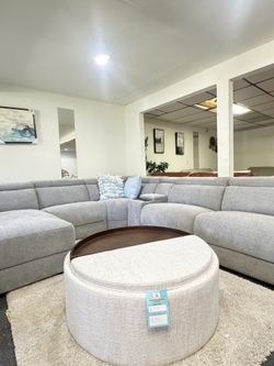 5pc Modular Fabric Sectional Sofa w/ Chaise And Power Recliner- Nevio 