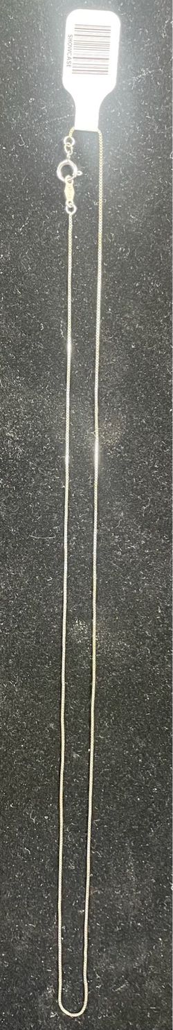 14k white gold 18in chain with circle clasp