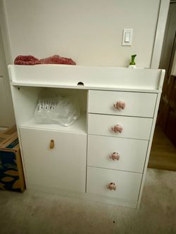 Famapy White Baby Changing Table & Storage Cabinet w/ Changing Pad