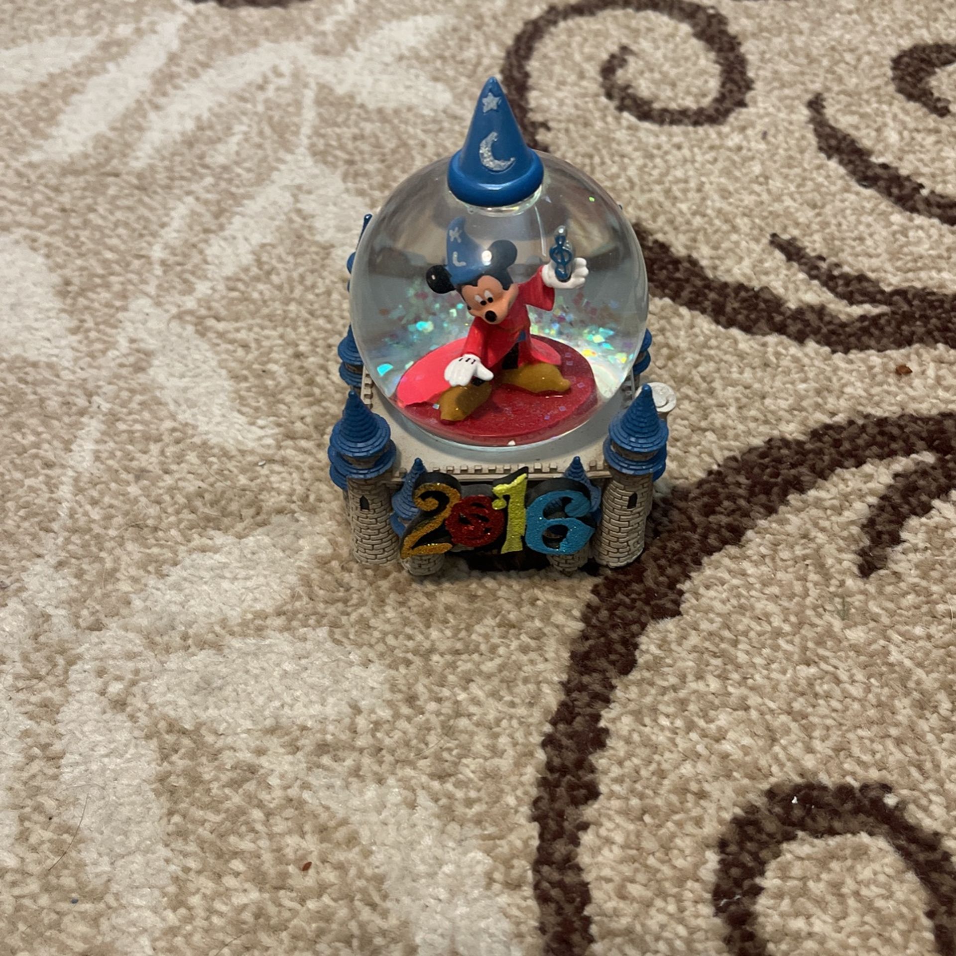 Mickey Mouse Snow Globe