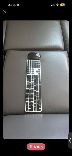 Official Apple magic keyboard AND magic mouse (2 YEARS OF APPLECARE INCLUDED)