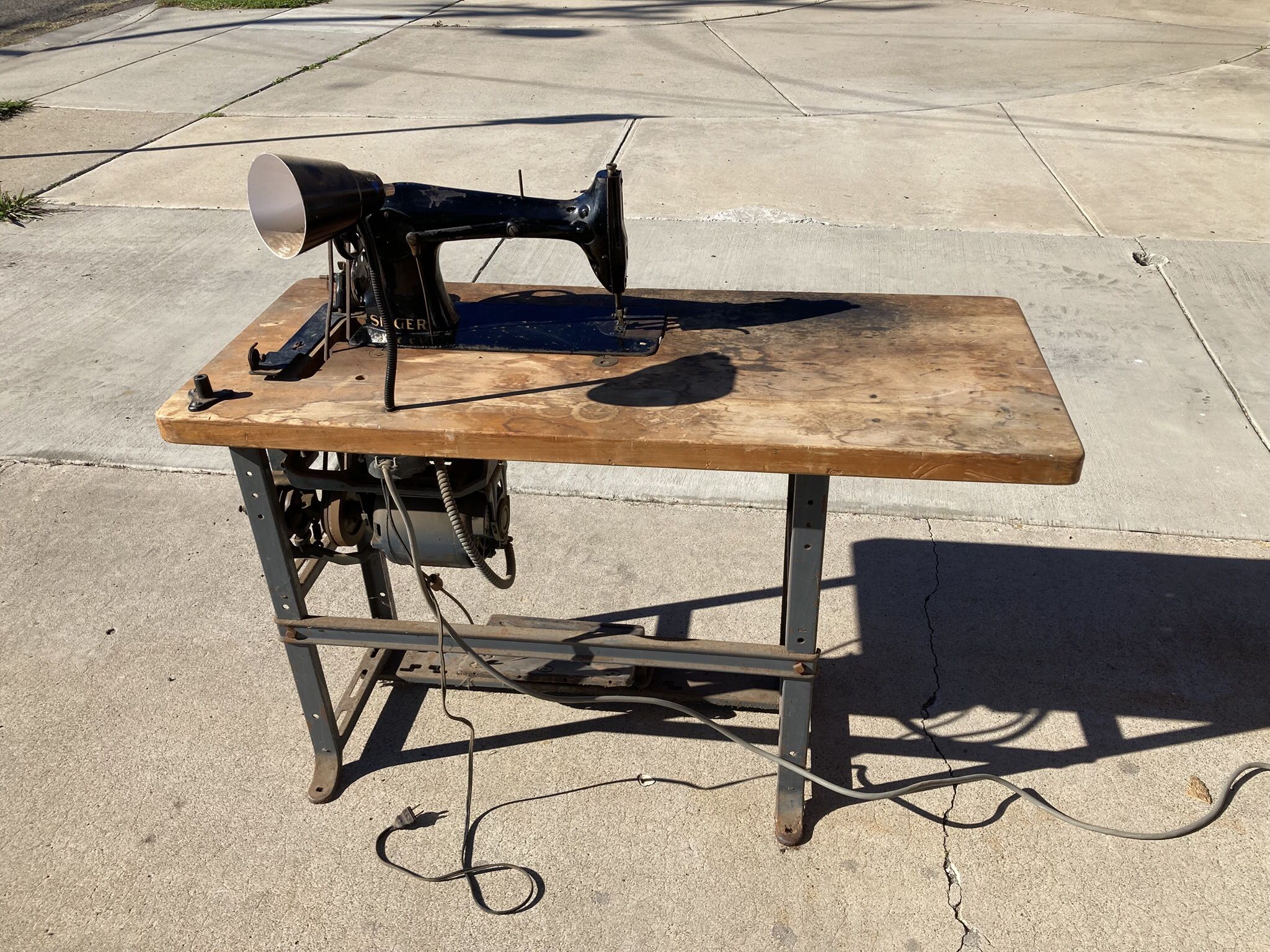 SINGER Singer Sewing Machine Industrial