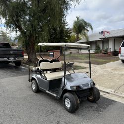 Golf cart 