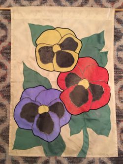 Outdoor decorative yard flag - Pansies - seasonal decoration for your porch or patio
