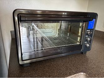 1500-watt, black stainless steel convection toaster oven AC25CWM