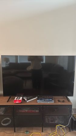 TCL 58” TV with remote