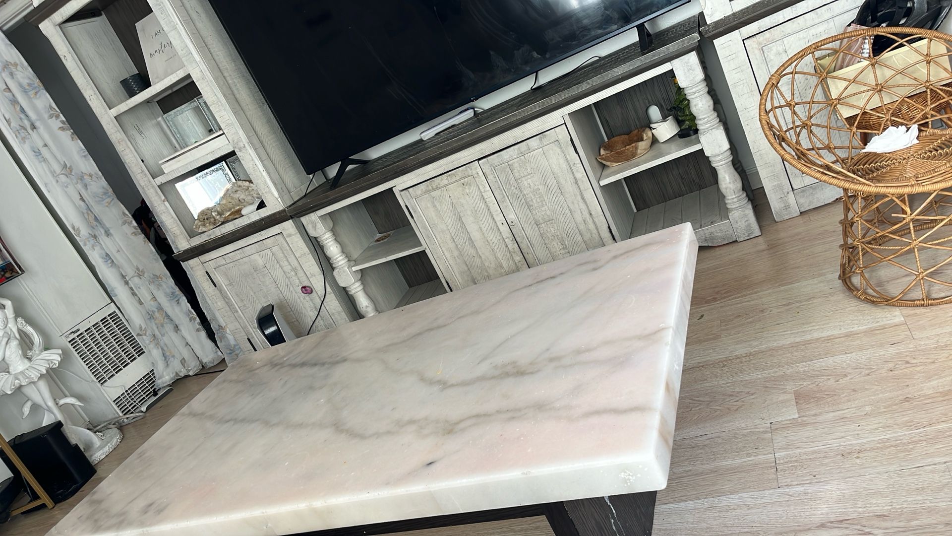 Marvel Coffee Table Asking 250